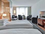 Superior Zimmer mit 2 Einzelbetten im Dorint Hotel Am Heumarkt Köln